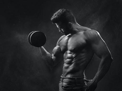 muscle-mass-lifting-hotel-gym.jpg